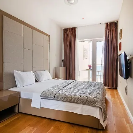 Lejlighed Sea View Royal Tre Canne *