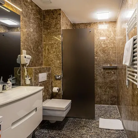 Sea View Royal Tre Canne דירה