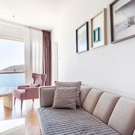 Sea View Royal Tre Canne Lejlighed