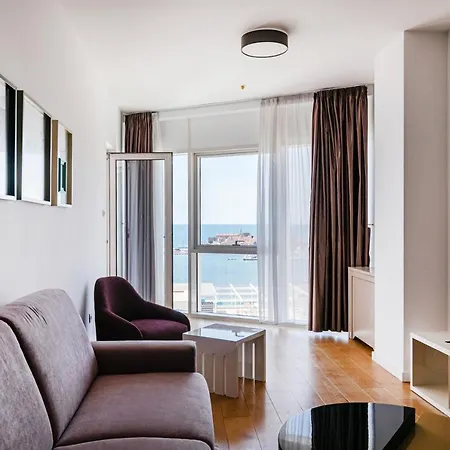 Sea View Royal Tre Canne *