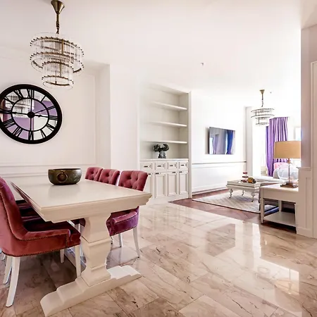 Sea View Royal Tre Canne شقة