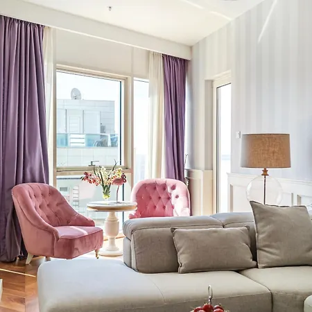 Sea View Royal Tre Canne شقة *